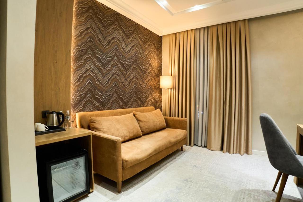 Edem Hotel Turkistan Rom bilde